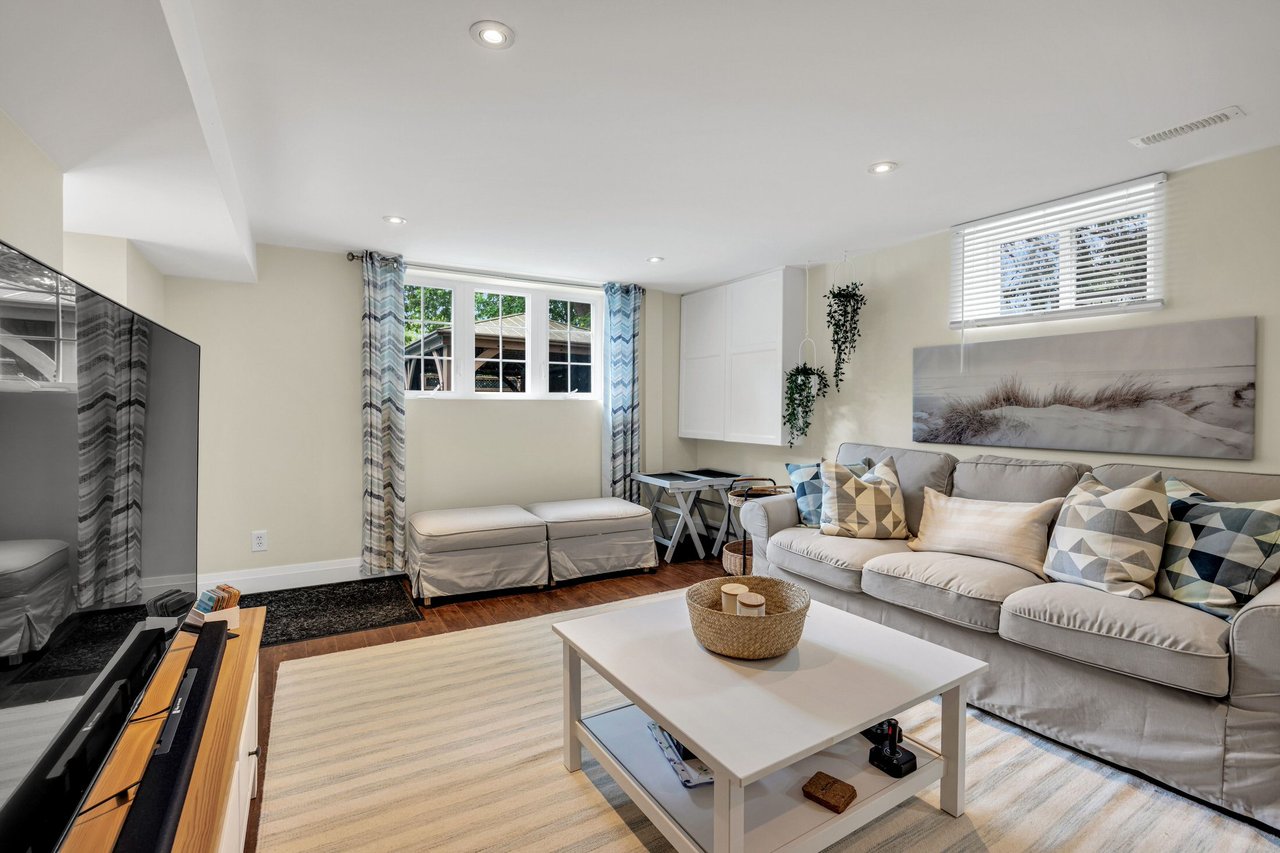 1441 Petrie Way