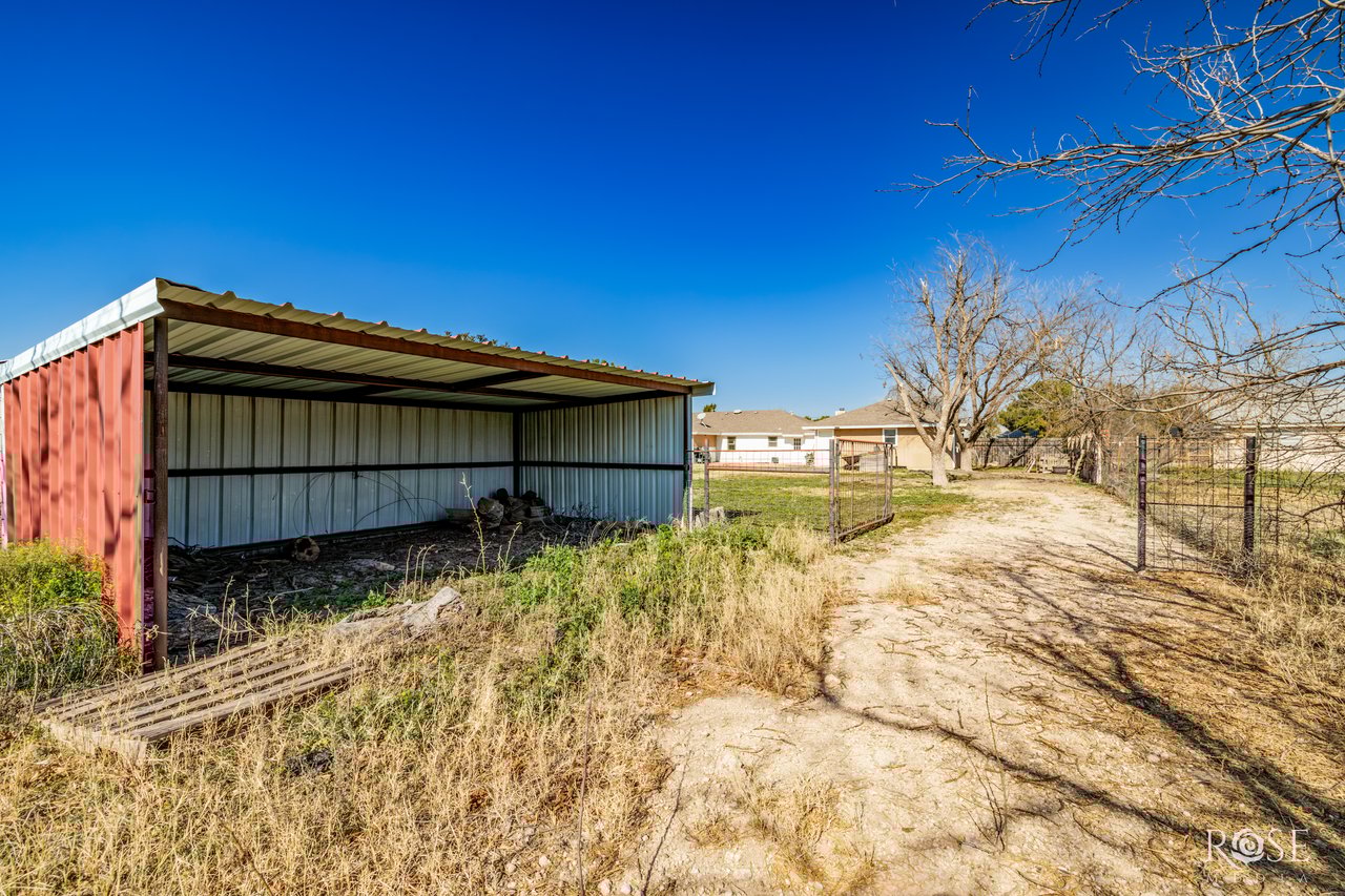 2733 Janie Ln