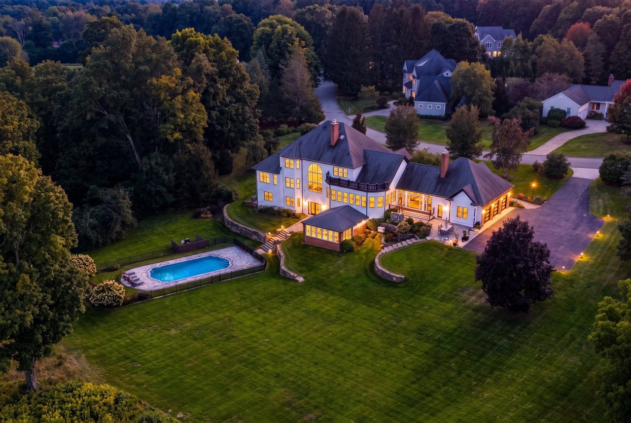 An Exceptional Southborough Estate