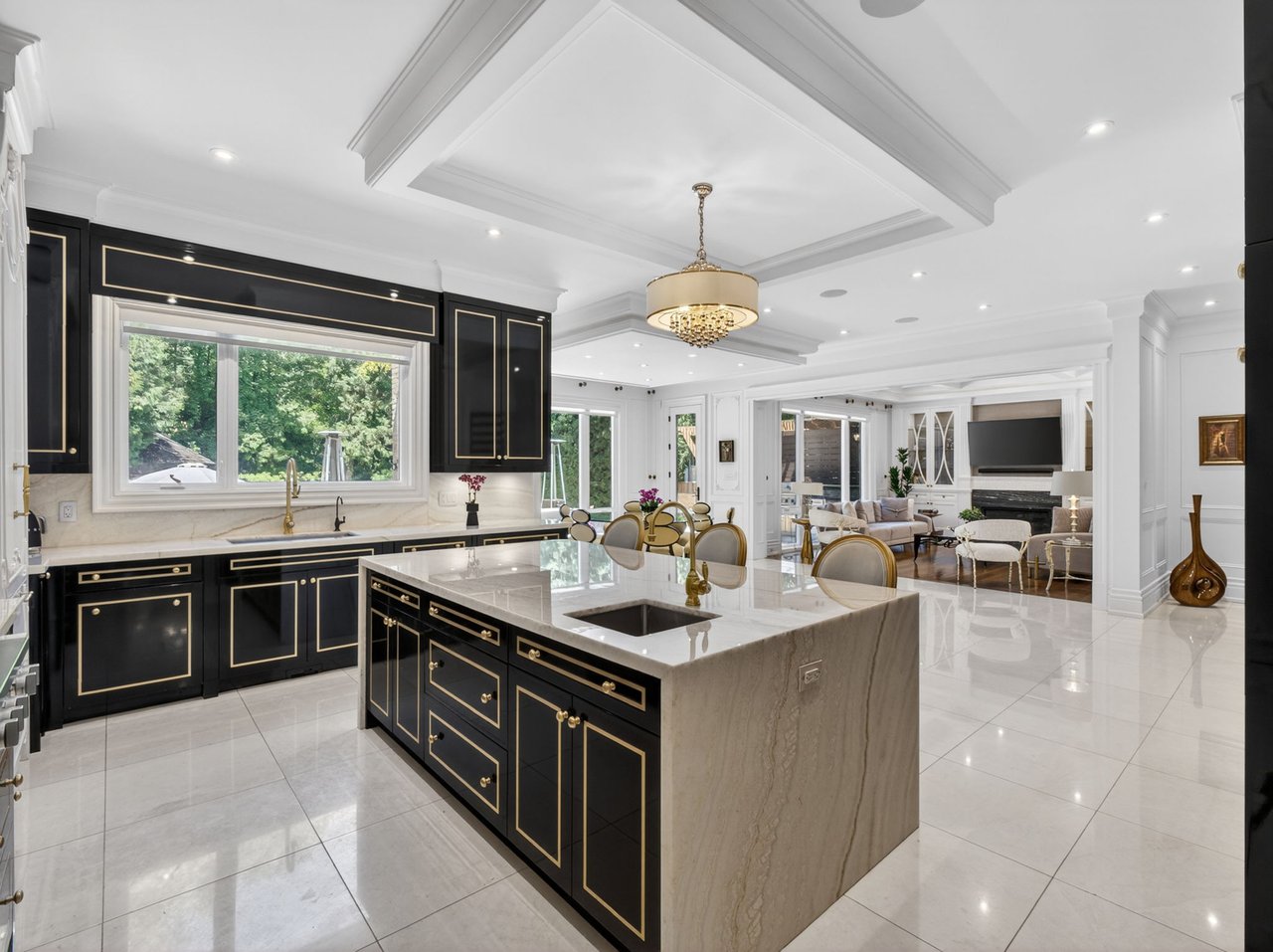 A Rare Ravine Estate