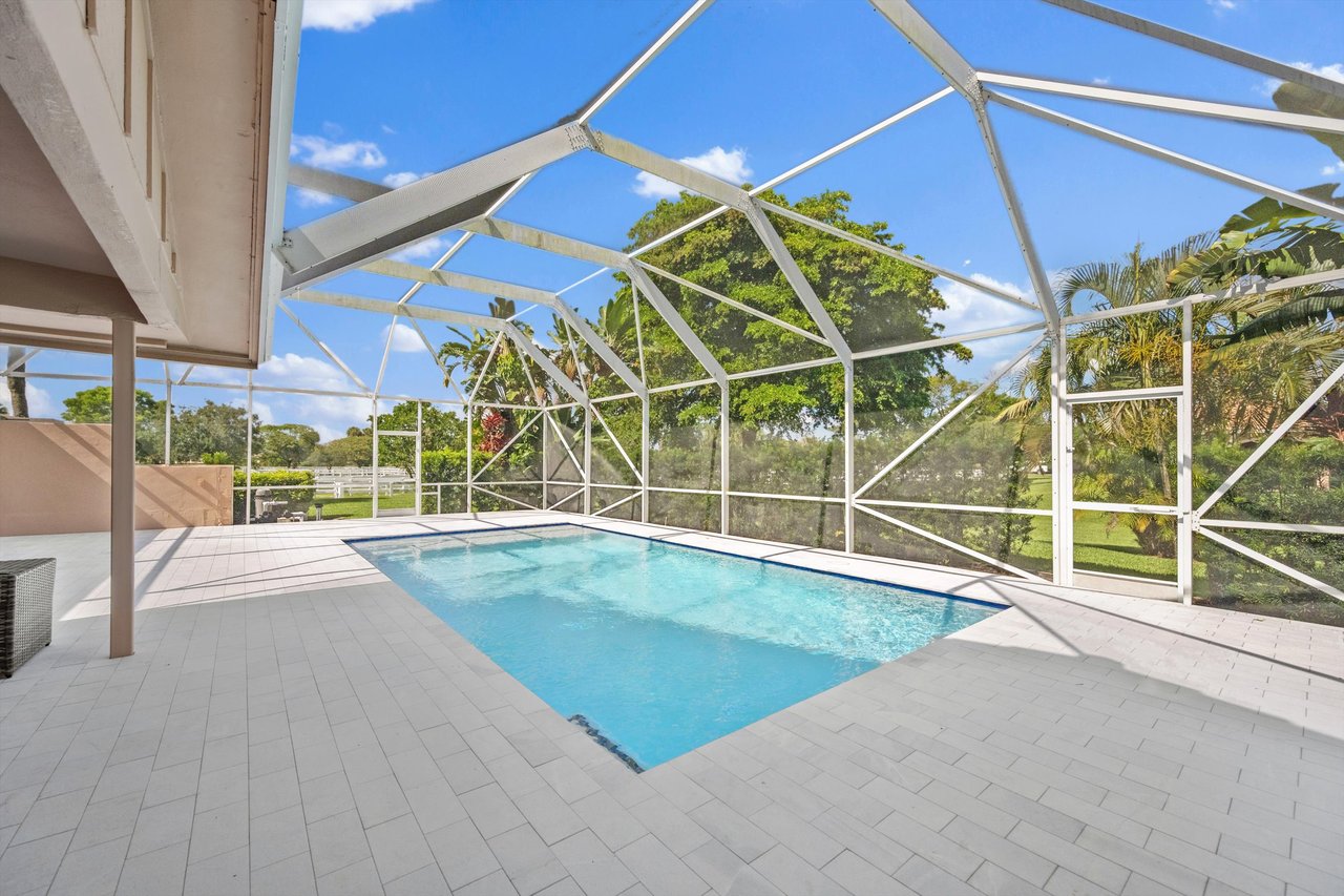 3287 Grande Road