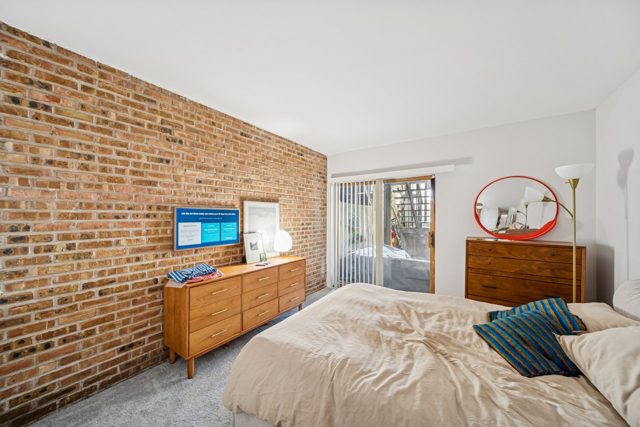Chicago's Best Opportunity in  OLD TOWN