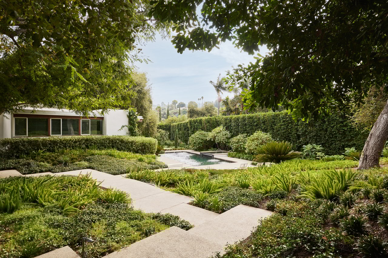 3970 Archdale Rd, Encino