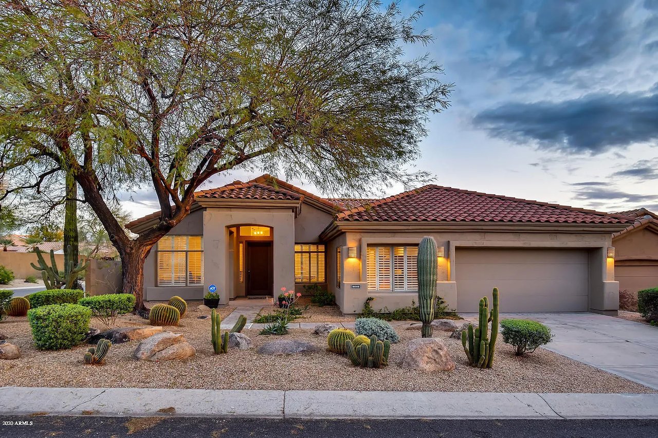 9045 E Casitas Del Rio Dr