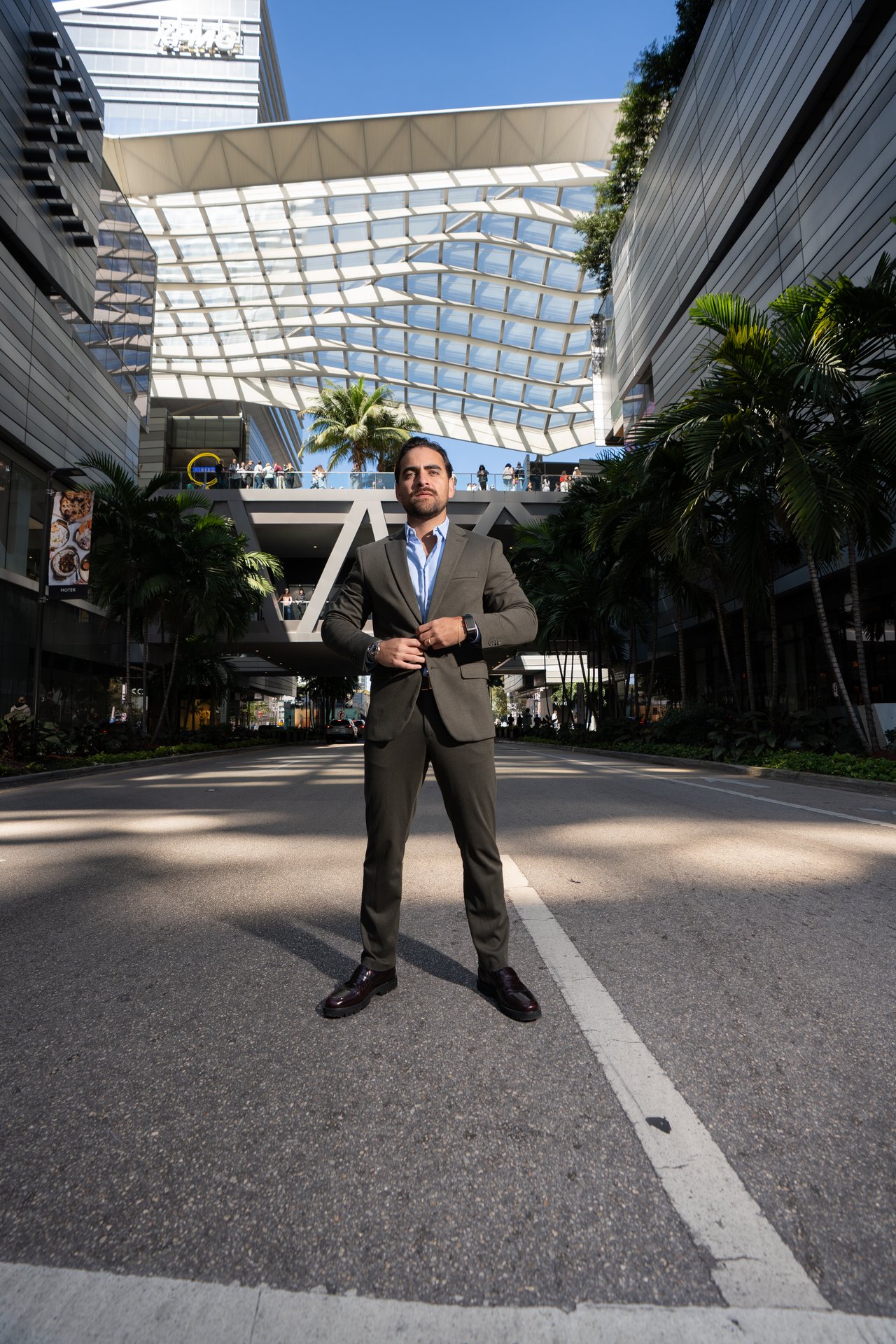 Johnny Madriz’s Powerful Rise From Hustle to Real Estate Success