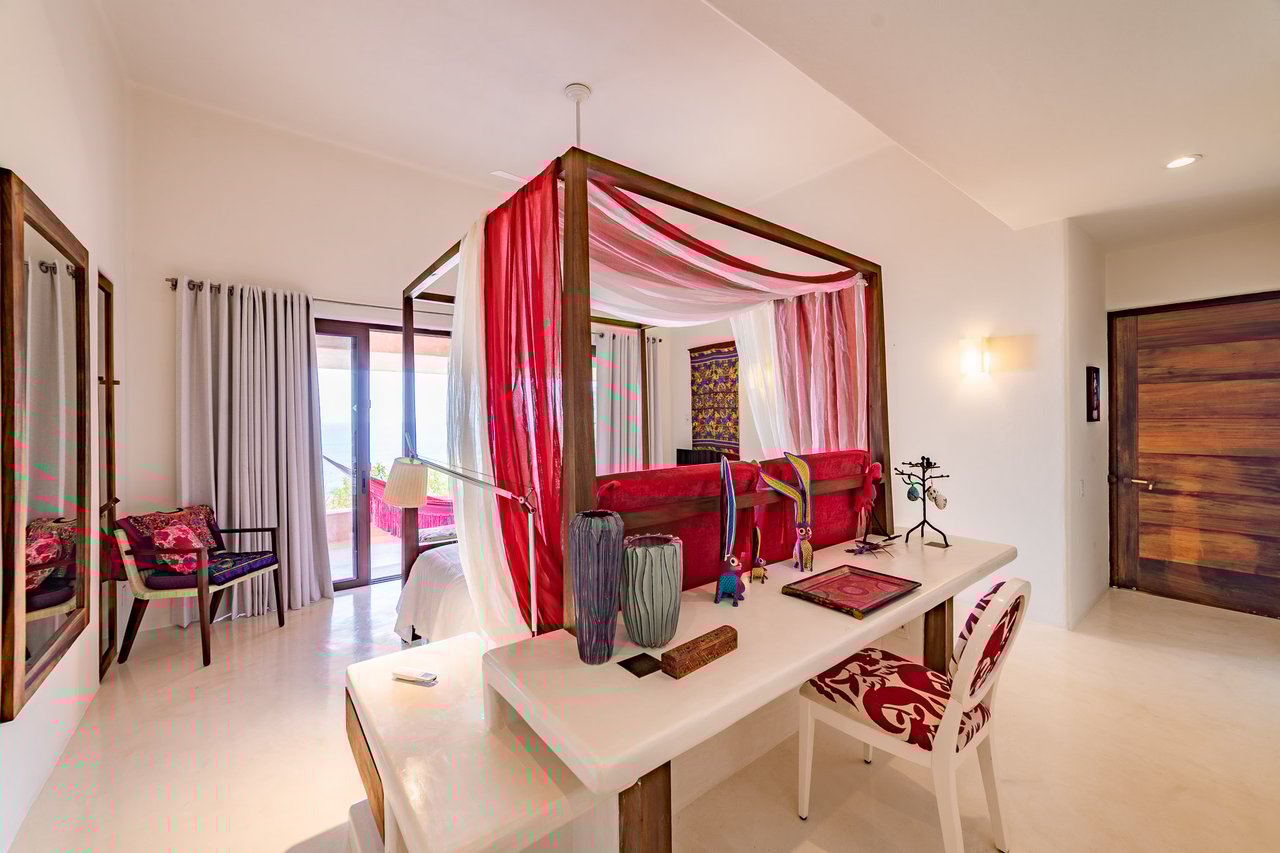 3 bedroom, Single Family Home, Bugamvilla, Montecito Beach Village