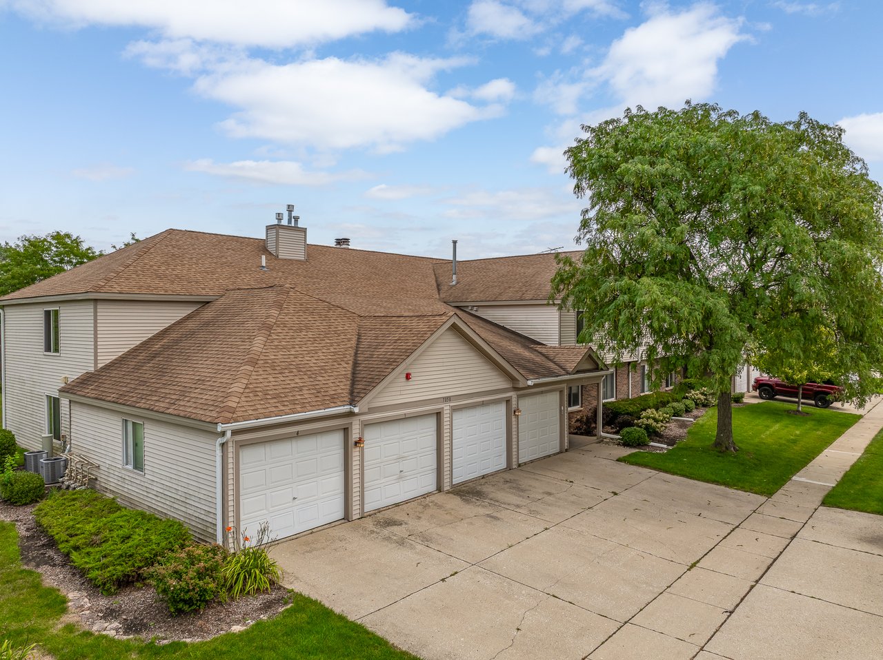 7050 Newport Dr Unit 101