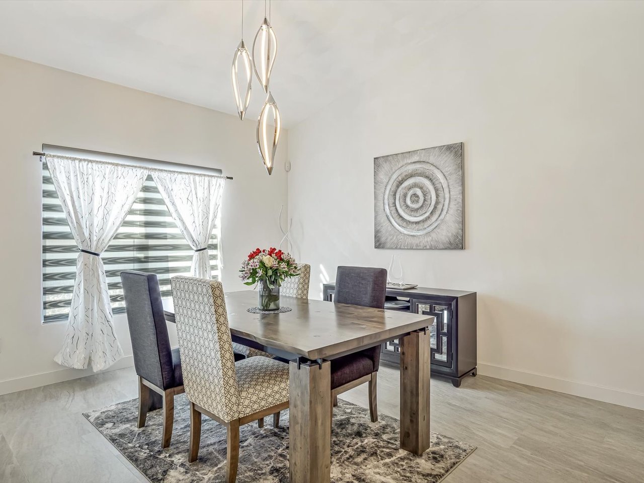 Contemporary Freeburg Villa on a Quiet Cul-de-Sac: 428 Firestone Street