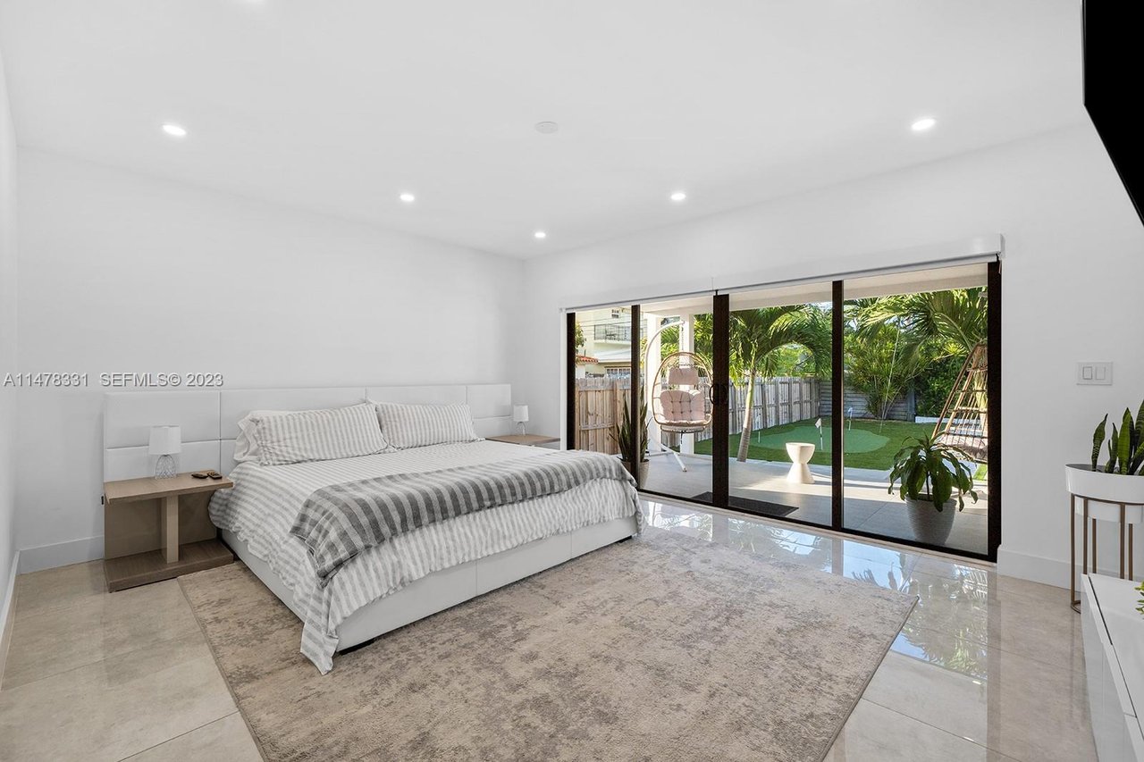 miami-pool-home-sold-bedroom-2