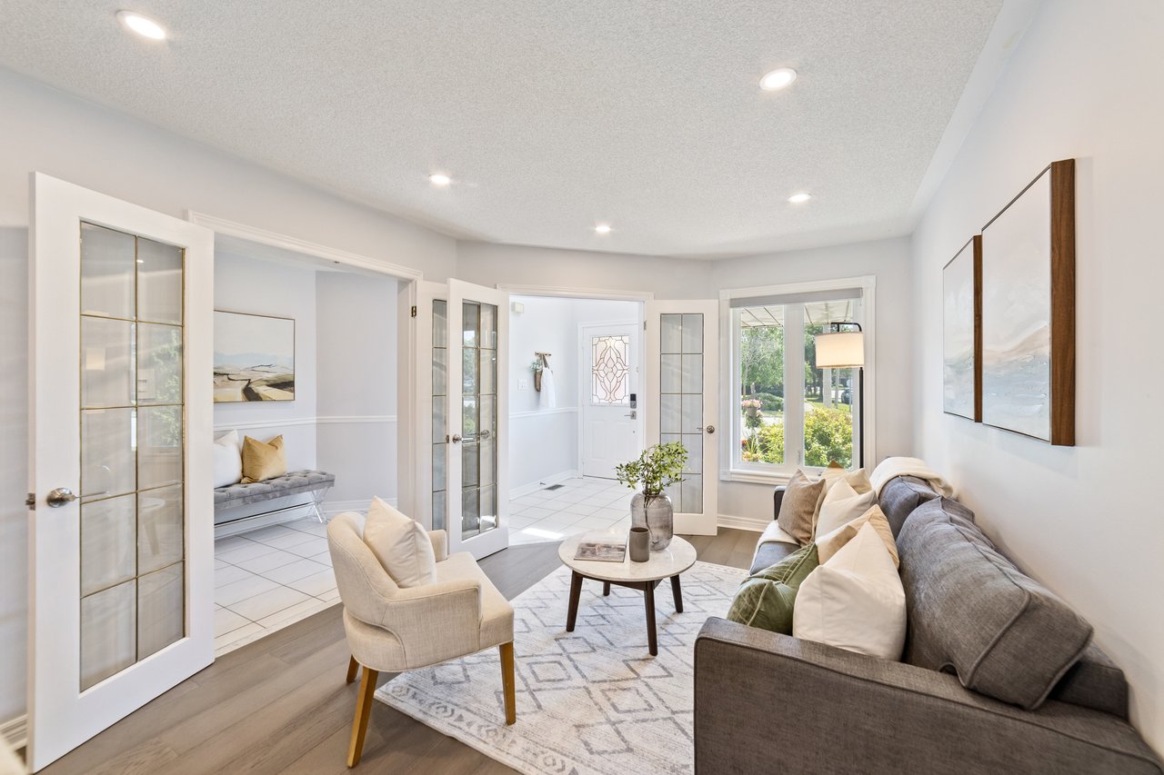 6837 Lisgar Drive