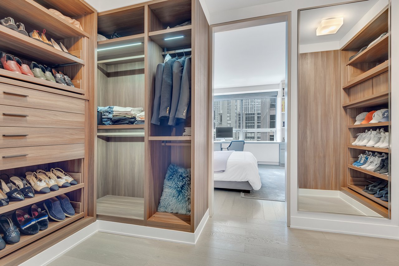 15 West 53rd Street 13J