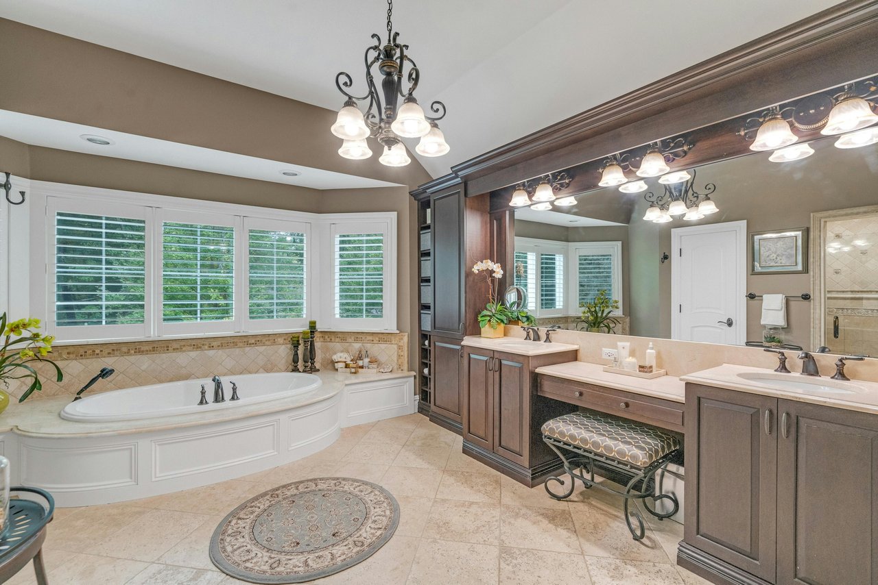 34 Deerhorn Trail