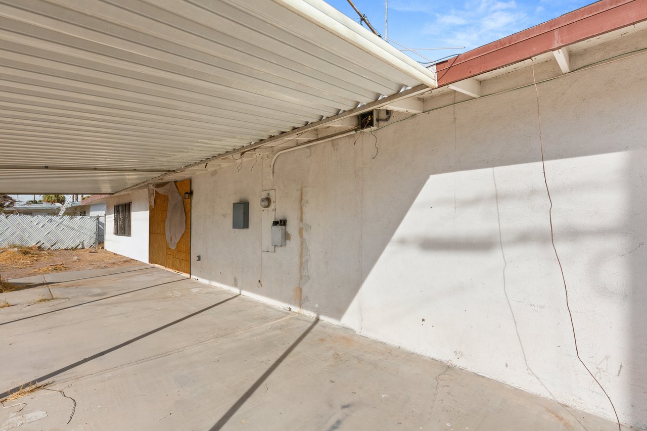 851 Toni Avenue