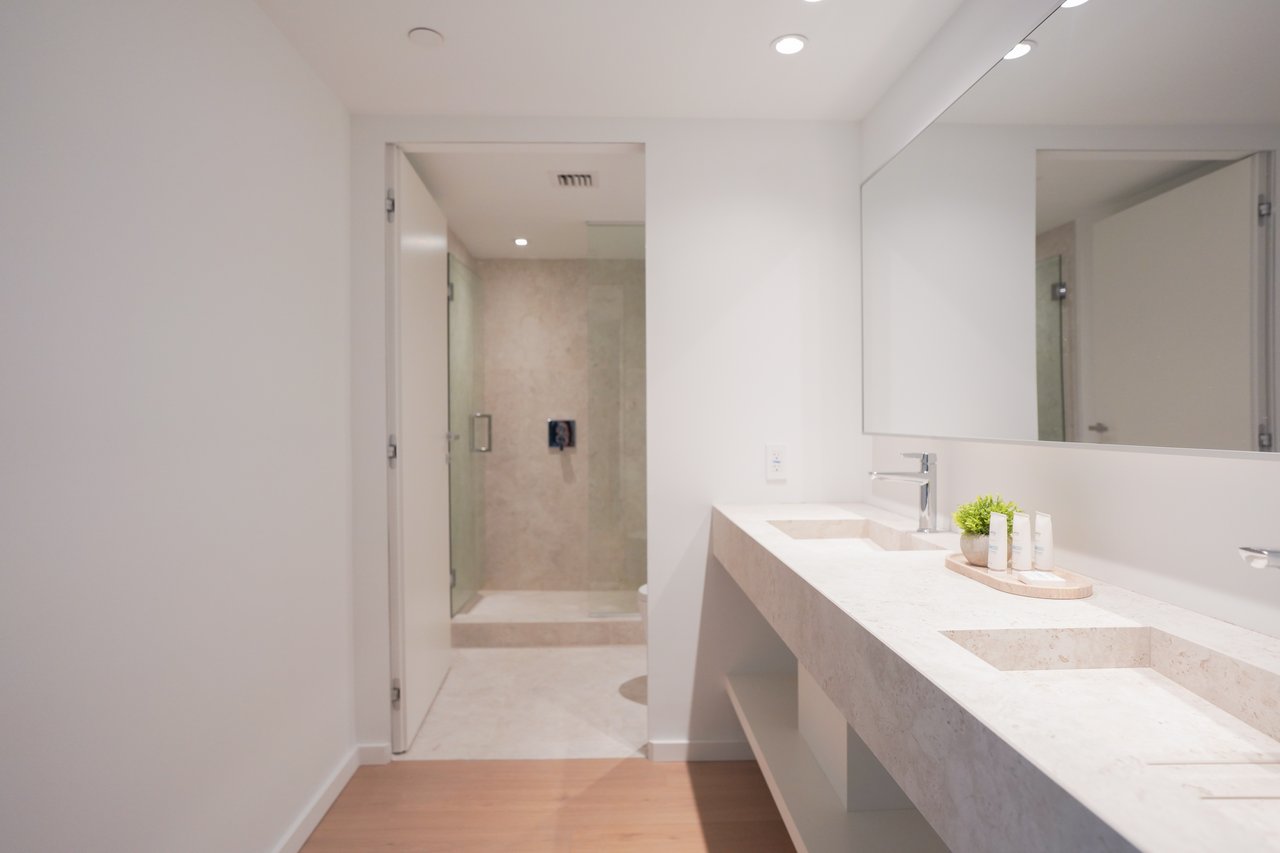 Beach Haus Bal Harbour Residences