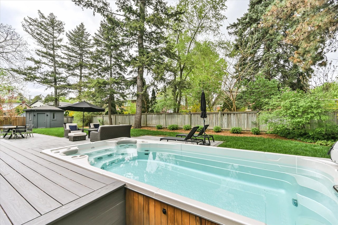 45 Bromley Crescent, Toronto