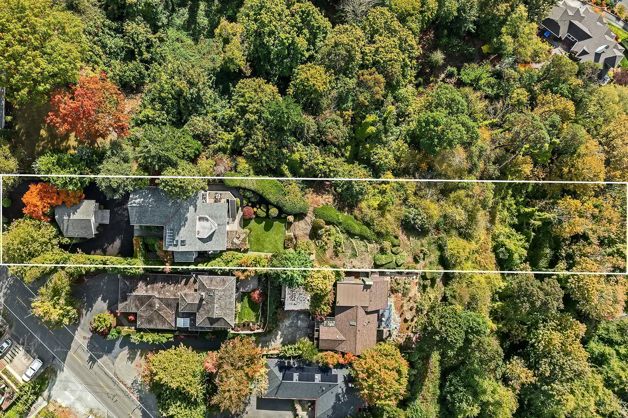 10245 Marine View Drive SW