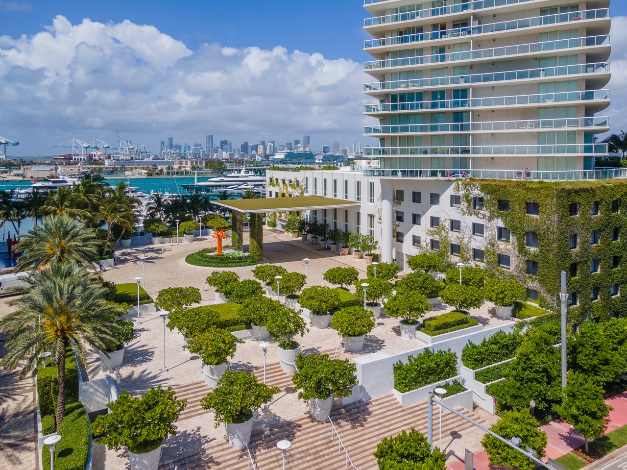 Icon South Beach Unit 906 | South Of Fifth