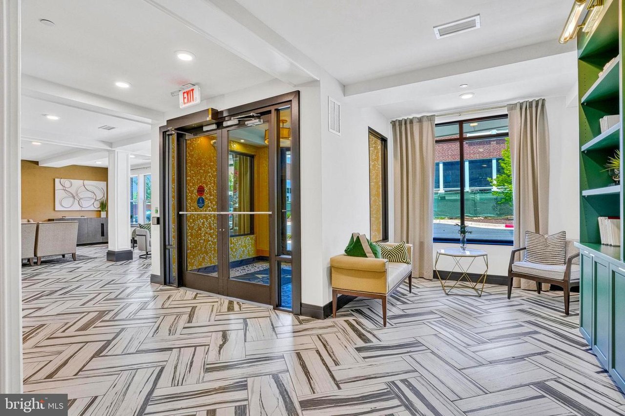 10755 Fairgrounds Dr #218