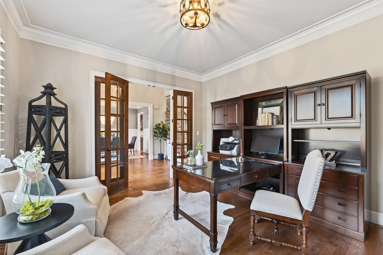 16750 Quayside Drive