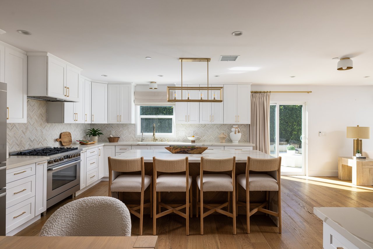 1230 Crystal Cove Way