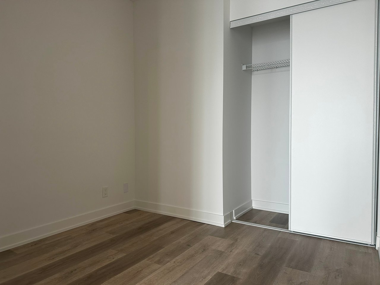88 Queen St E #3508, Toronto