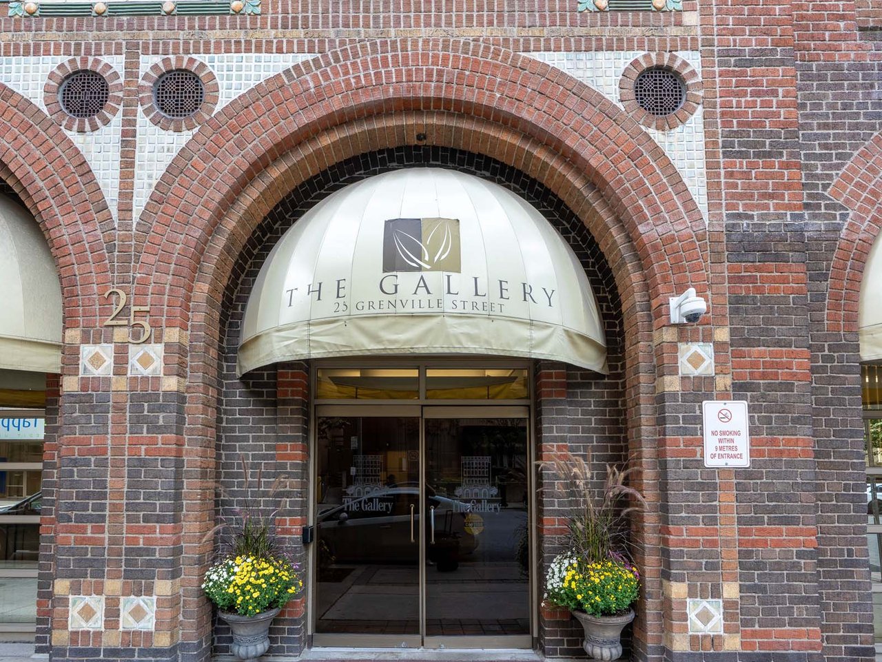 25 Grenville St, #1005