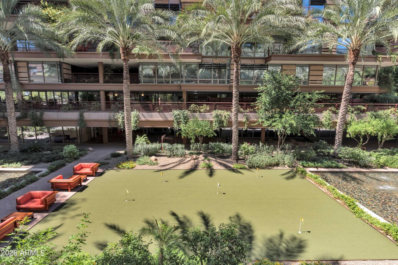 7161 E Rancho Vista Dr, #3002