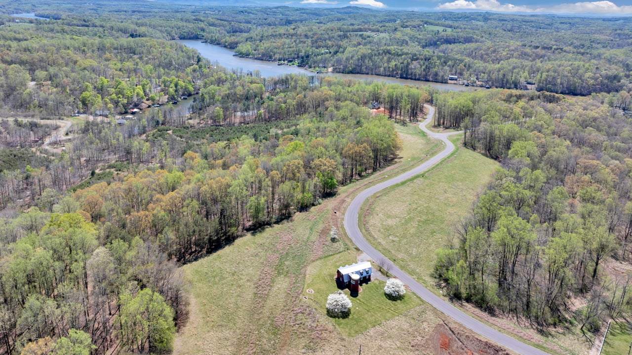 103 Crestview Road