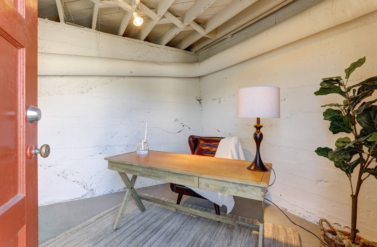 Charming Corinthian Island Cottage