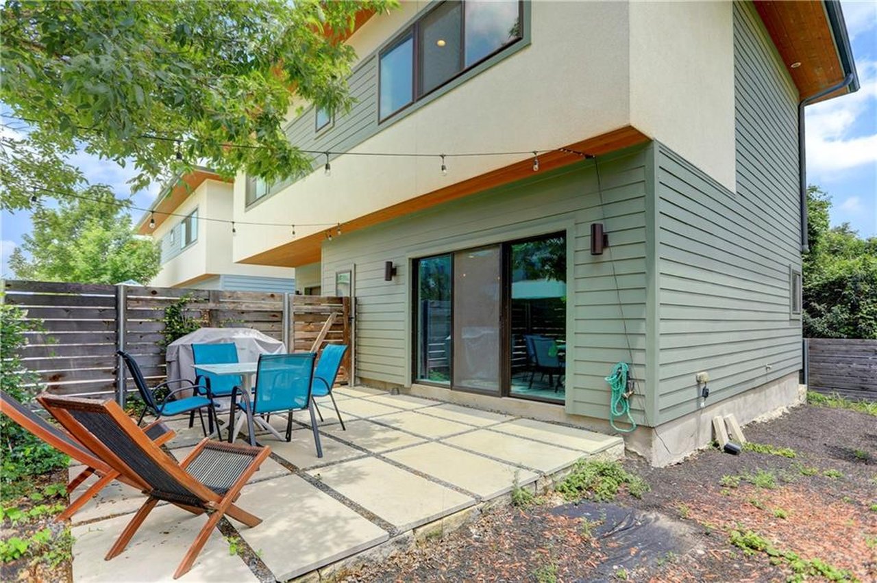 2101 Montopolis Dr #13