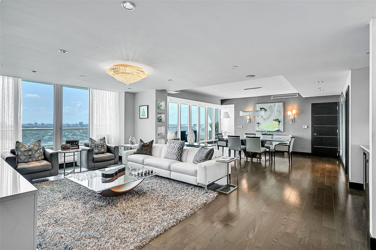 1 N Fort Lauderdale Beach Blvd 1905