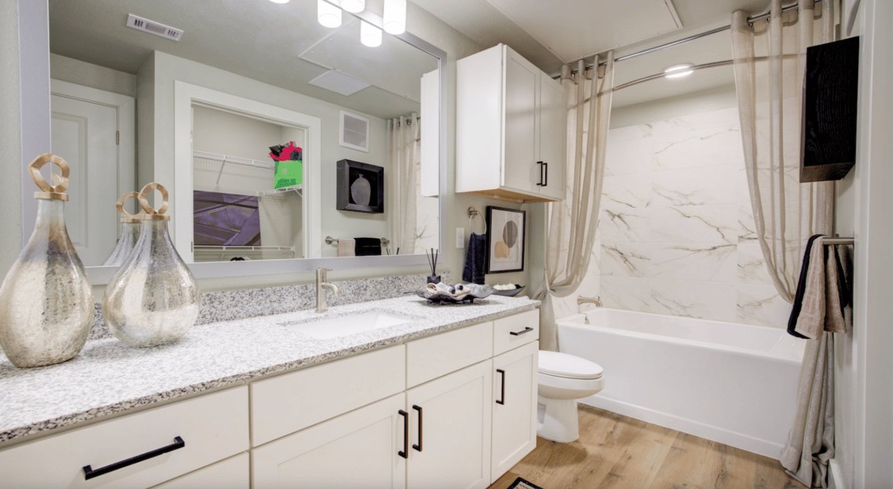 Up to 8 weeks free + $1000 gift card!