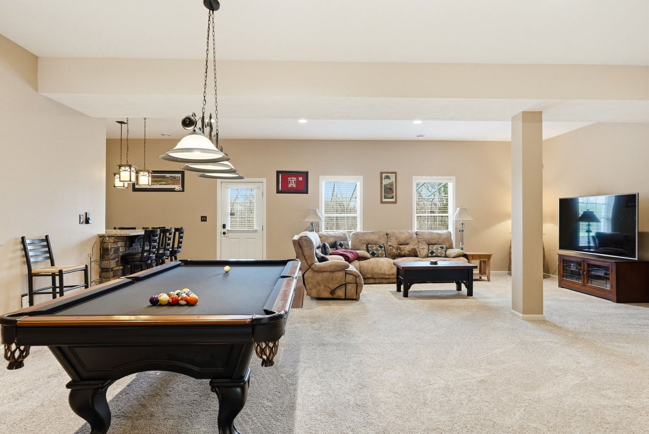 EXCLUSIVE LISTING  -  1234 Newbury Highland