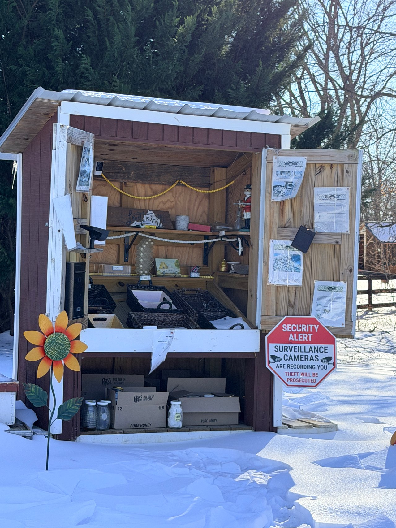 Neighborhood Find: The Honey Stand Near Lovettsville