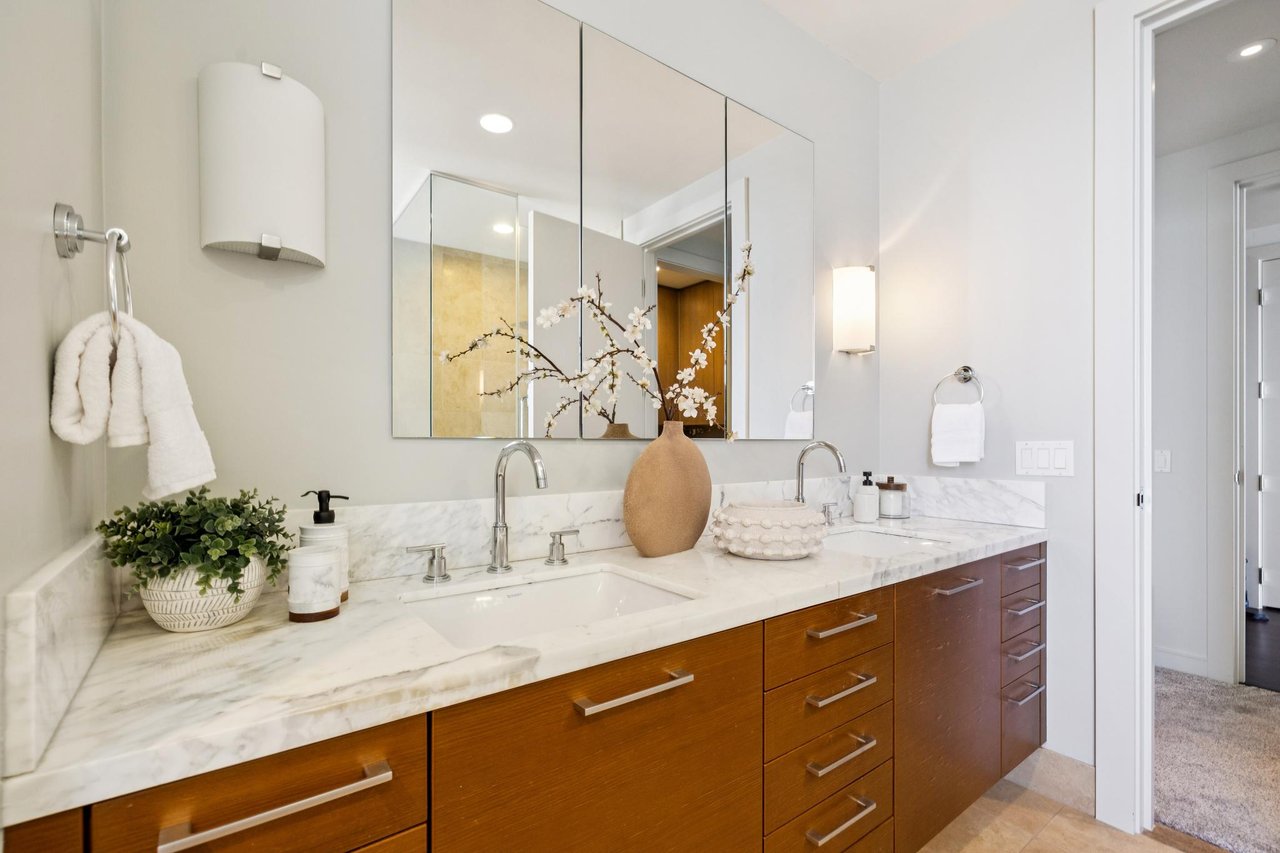 301 Mission St #56D