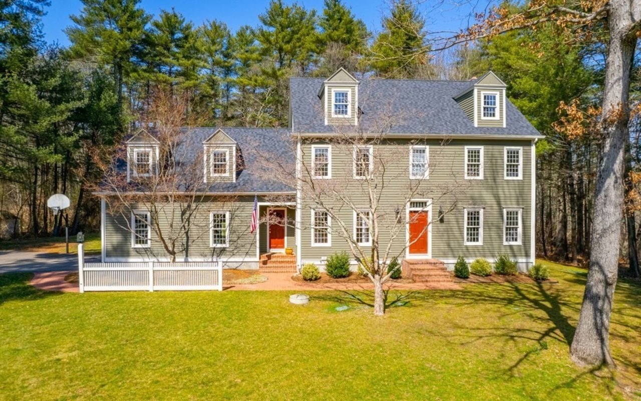 14 Jameson Ct