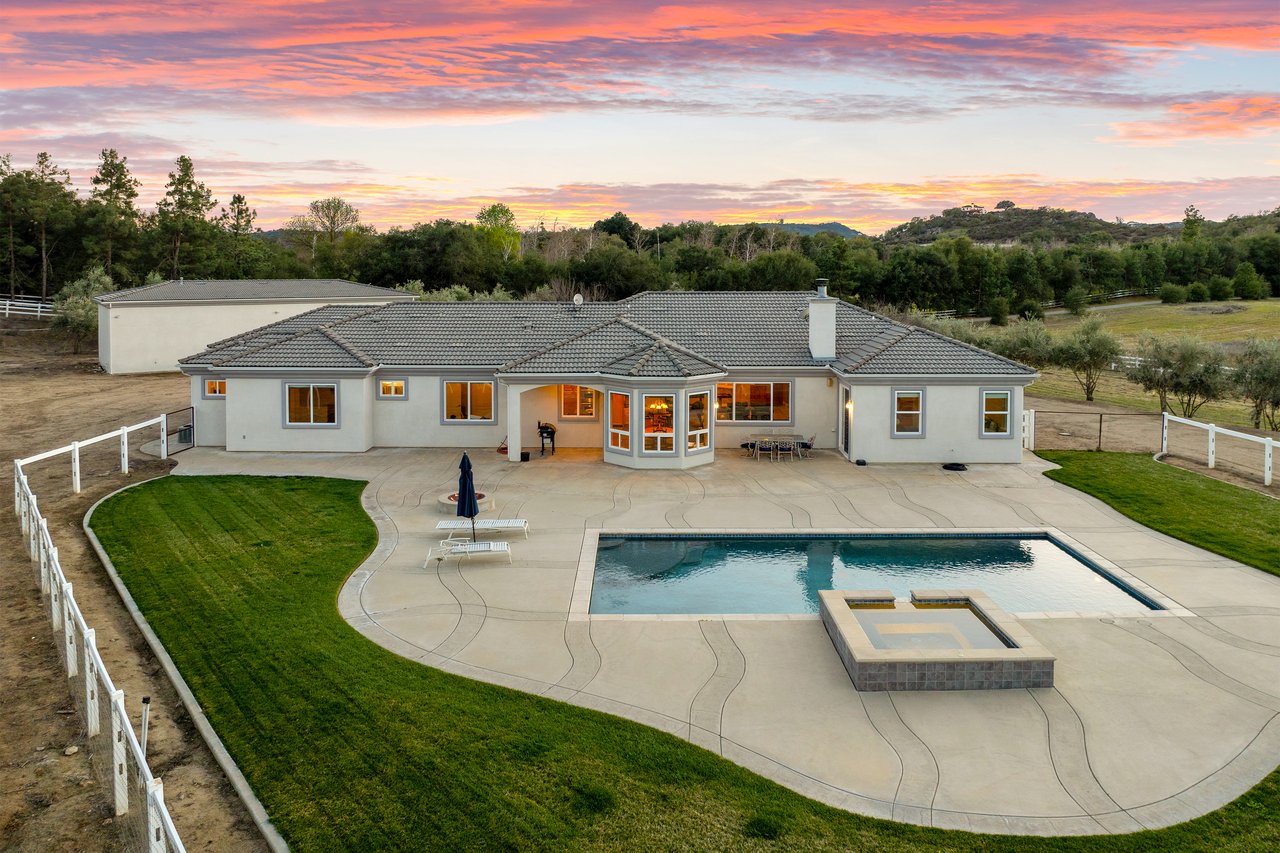 19654 Celia Vista