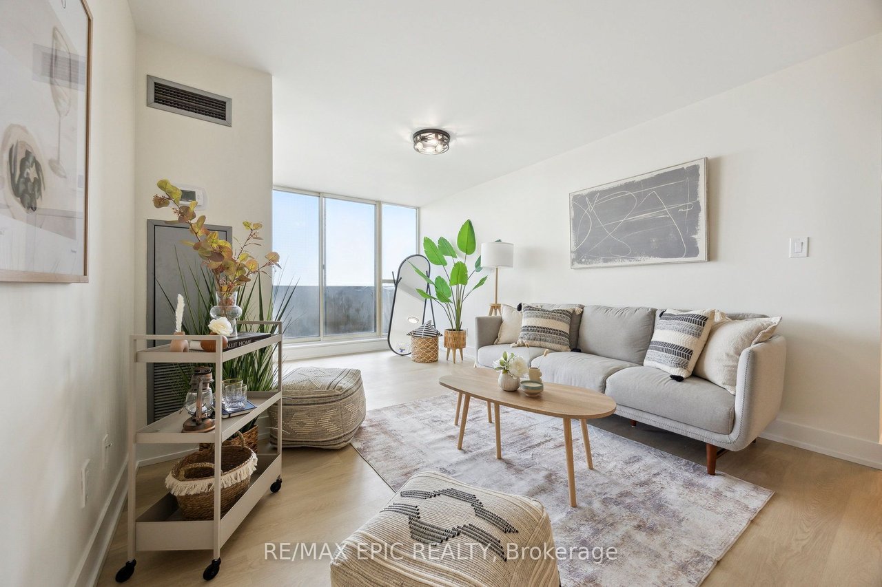 WEDGEWOOD GROVE PENTHOUSE