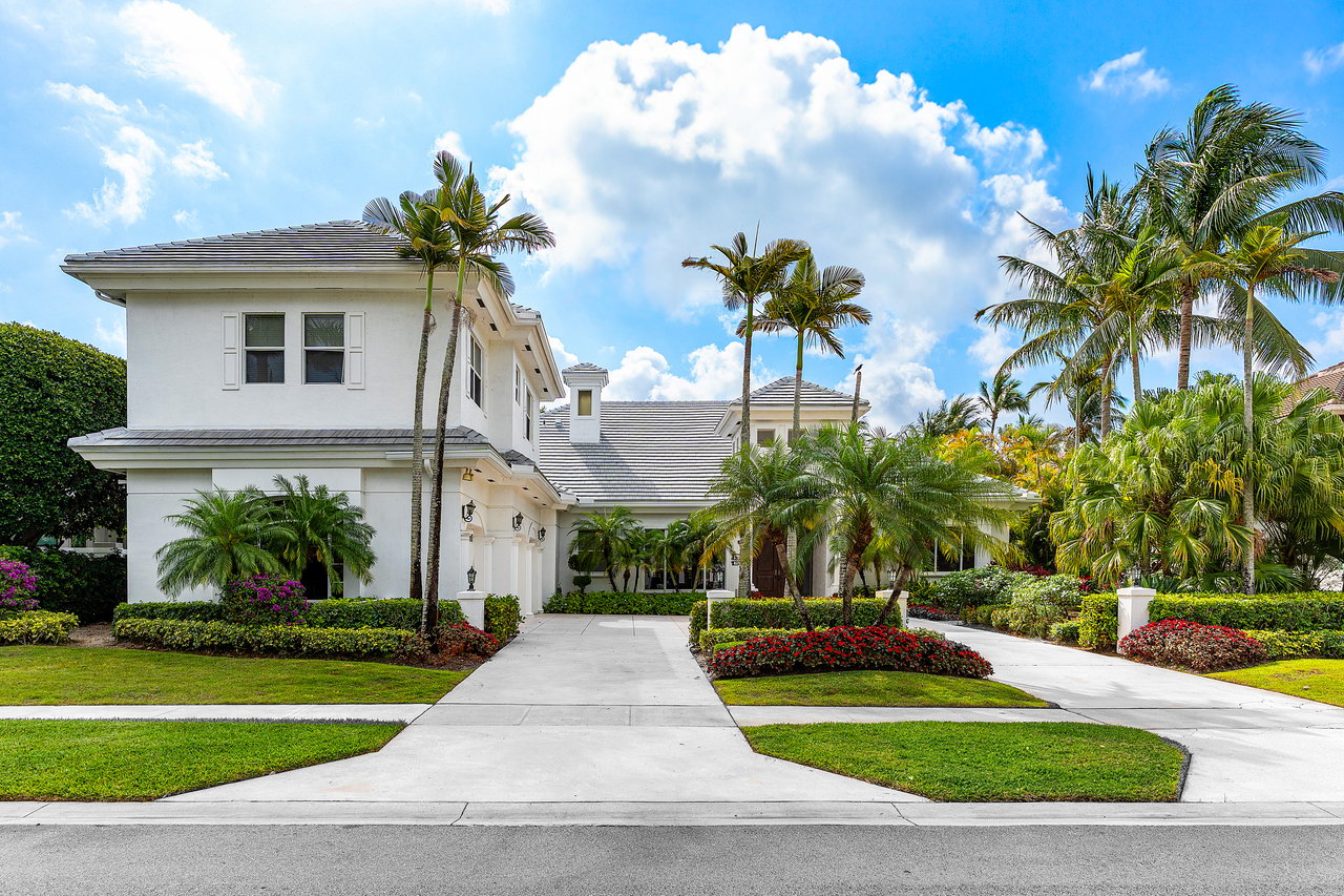 16330 Vintage Oaks Lane