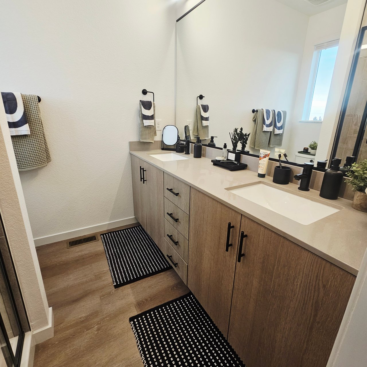 4 Bed 3 Bath with Study 2 Car Garage Townhome Arvada