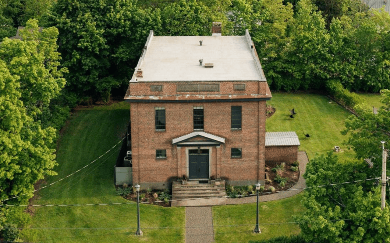 57 Cold Water Street