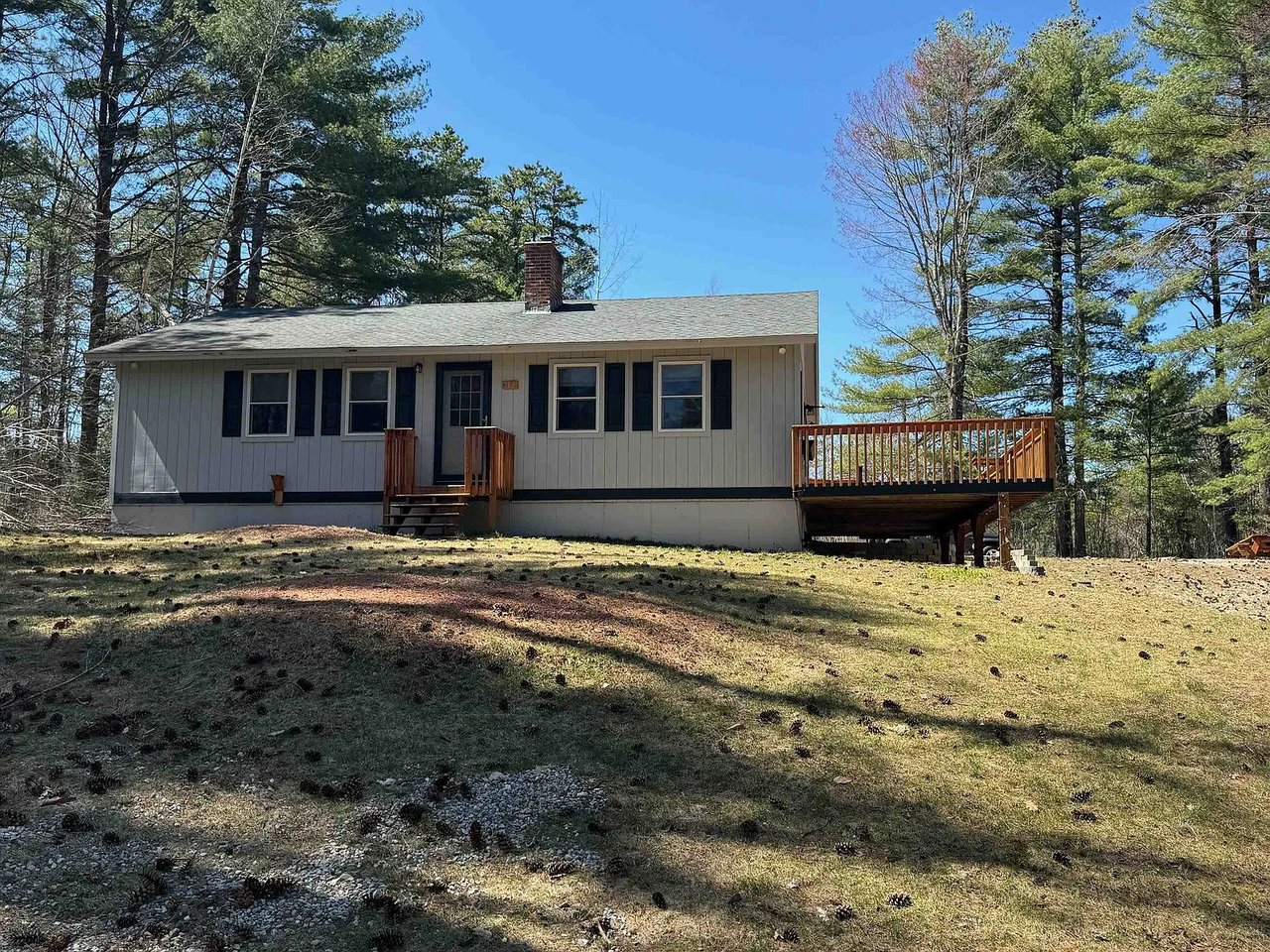 32 Oakwood Dr