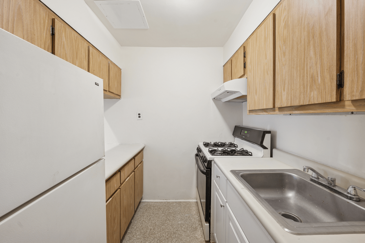 309 W 138TH Street