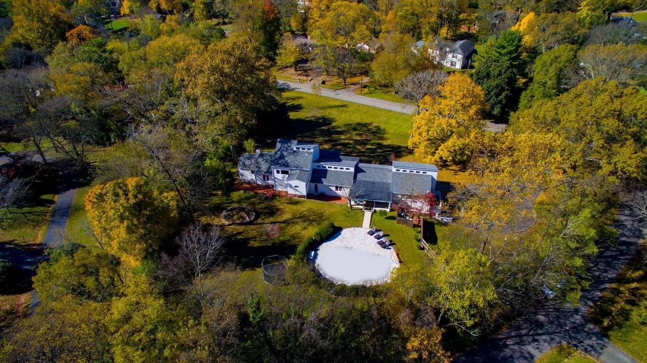 3420 Valley Brook Rd