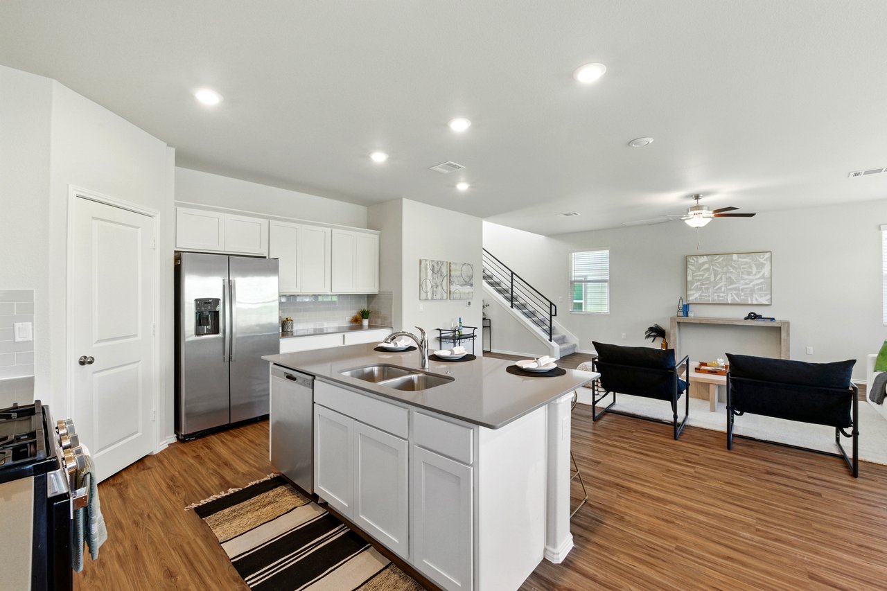 10207 Buster Dr