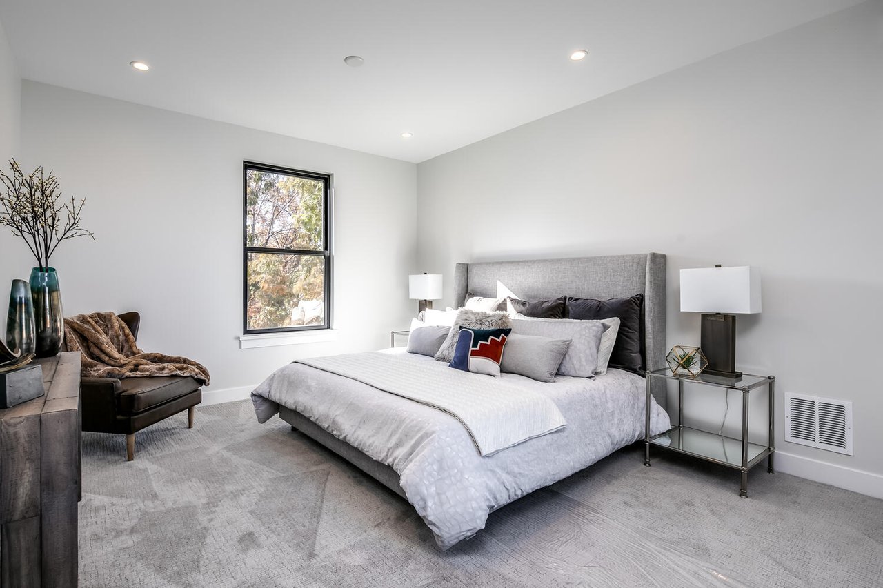 3339 Bryant Street Potter Highlands