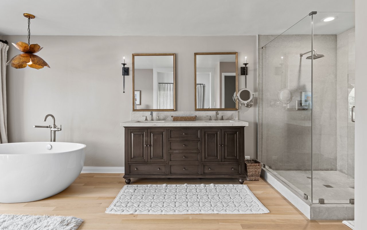 CONTEMPORARY HACIENDA with Privacy, Views, and Quality Craftsmanship