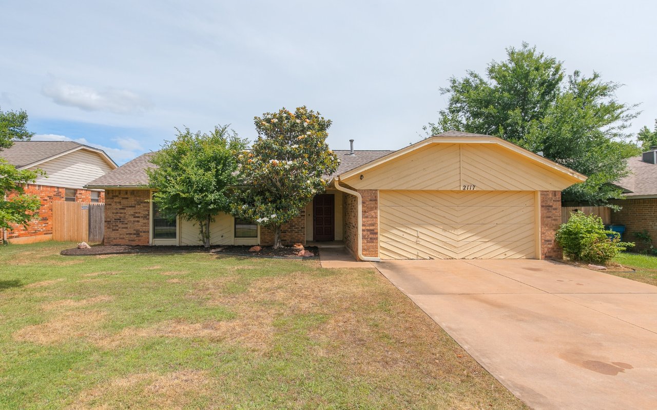 Just Listed: Move-In Ready Ripple Creek Home