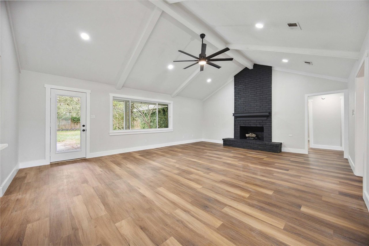 7907 12th Fairway Lane