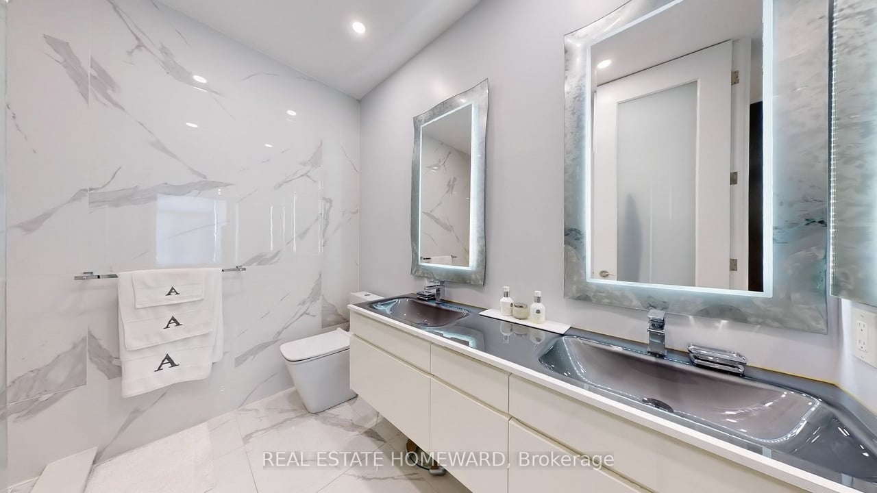 MIMICO LUXURY PENTHOUSE 